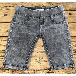 La Forme Women’s Size XS Black Mineral Wash Jegging Biker Shorts